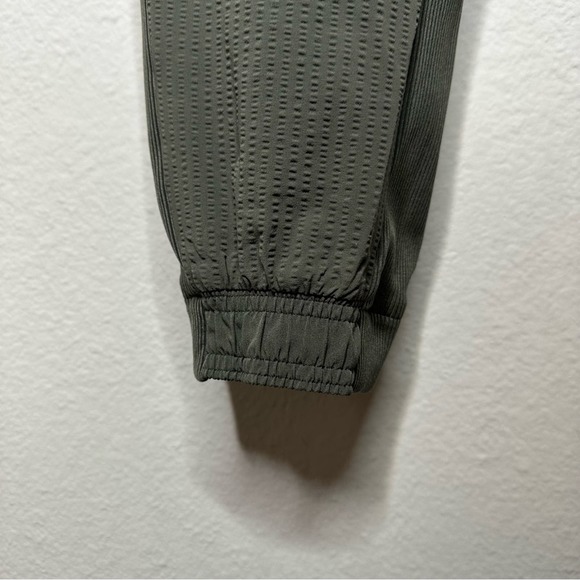 Athleta Textured Brooklyn Jogger Pants in Mountain Olive - Picture 3 of 7